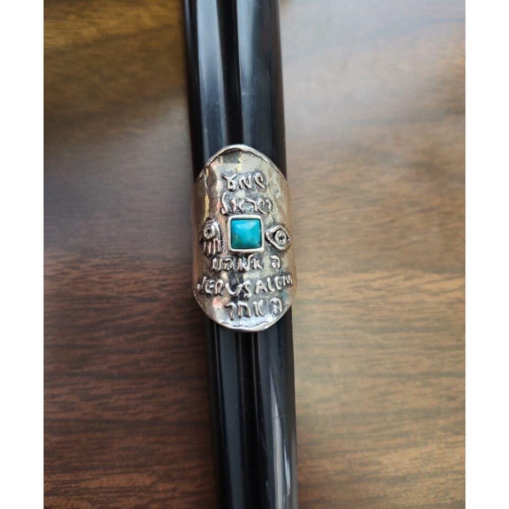 Isreal sterling silver ring with turquoise stone .925 marked & tested Sz 8